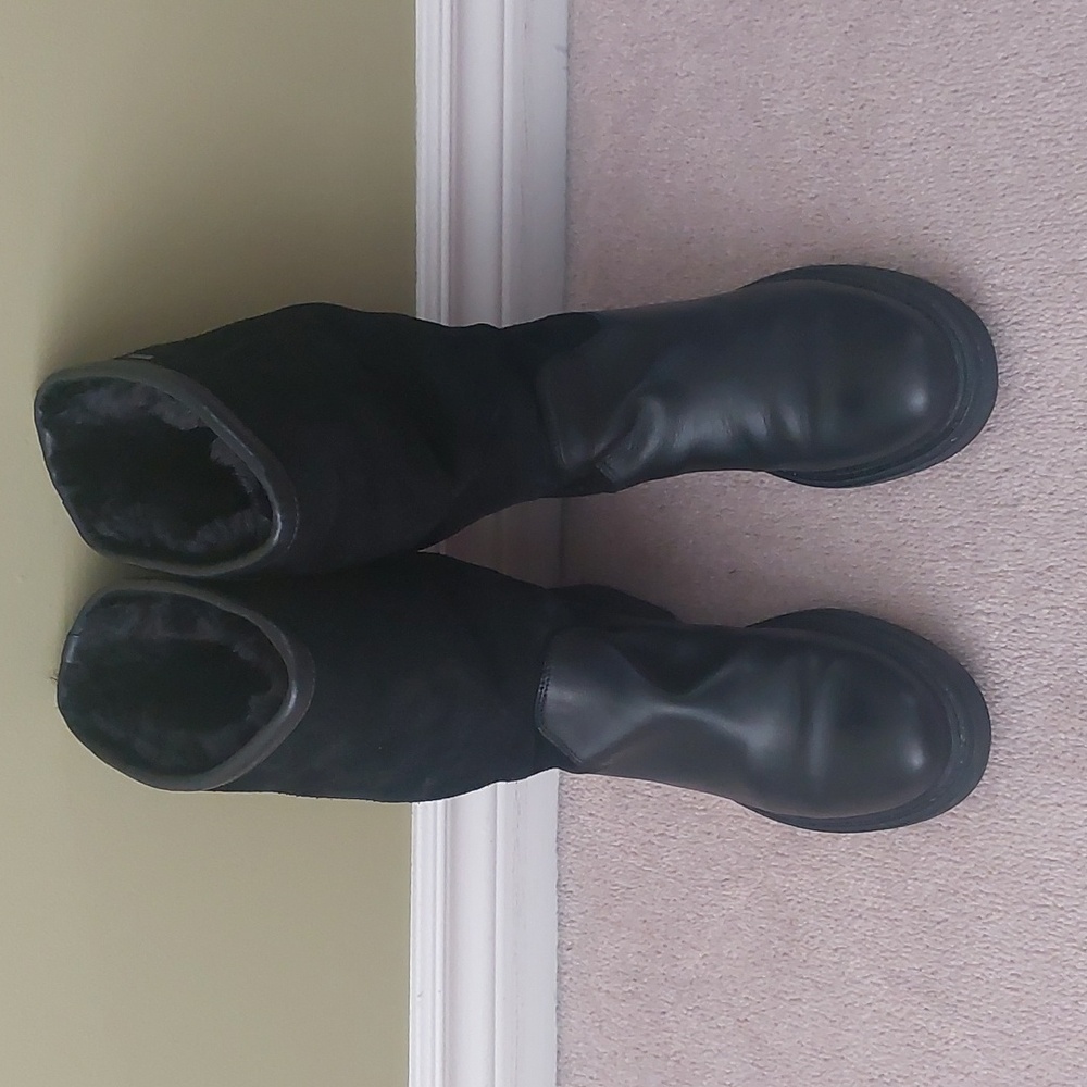 GEOX, Size 38/8 black leather/suede waterproofb breathable boots.Great condition